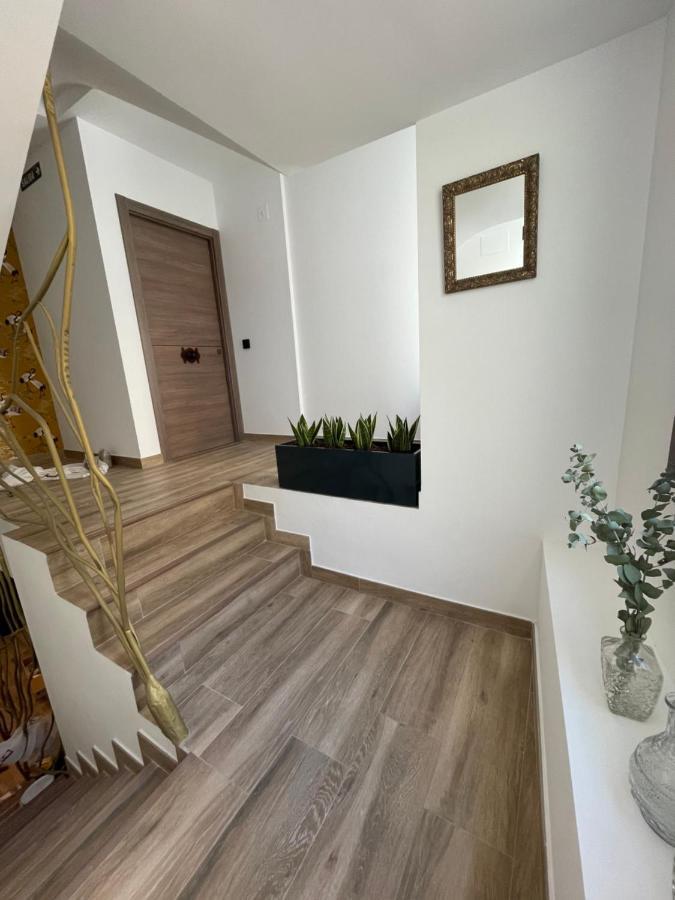 Ateneo Cuenca Suites Con Cocina En El Casco Historico Exterior foto